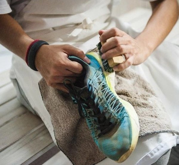 Shoe Cleaning